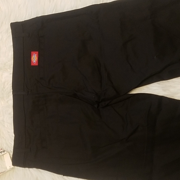 DICKIES BLACK CAPRIS - Picture 3 of 6